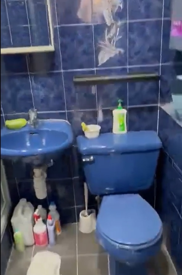 浴室洗手盆和马桶。 香港江湖日报FB群组
