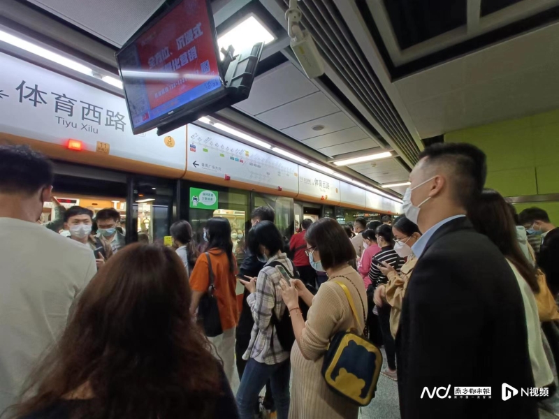 TXpf45HCBom1lZ_noop TXpf45HCBom1lZ_noop