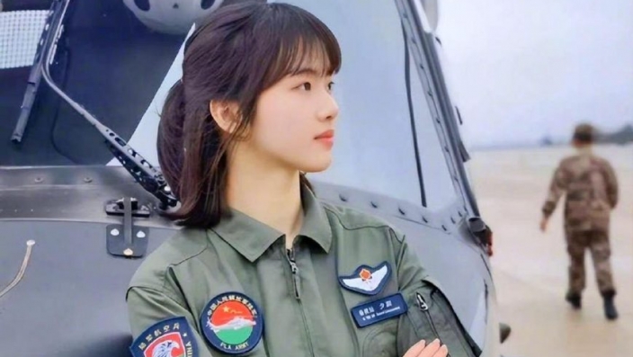 顏值可比宋慧喬的女飛行員徐楓燦當選全國人大代表。
