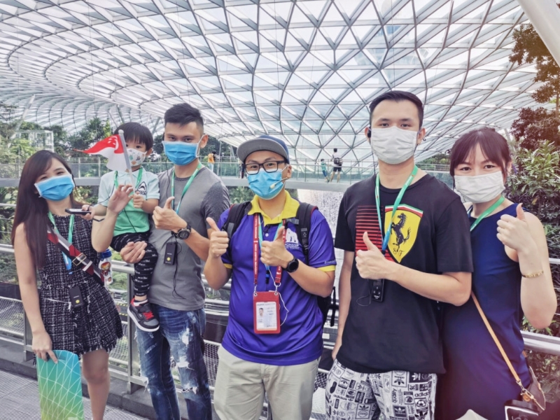 旅遊局指出，這項計畫預計實施至今年底，提供近40個旅遊產品供外國旅客選擇其中一項免費體驗。SingapoRewards網站圖