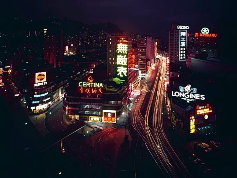六、七十年代香港霓虹夜景成为香港引以为傲的景色。 （网图）