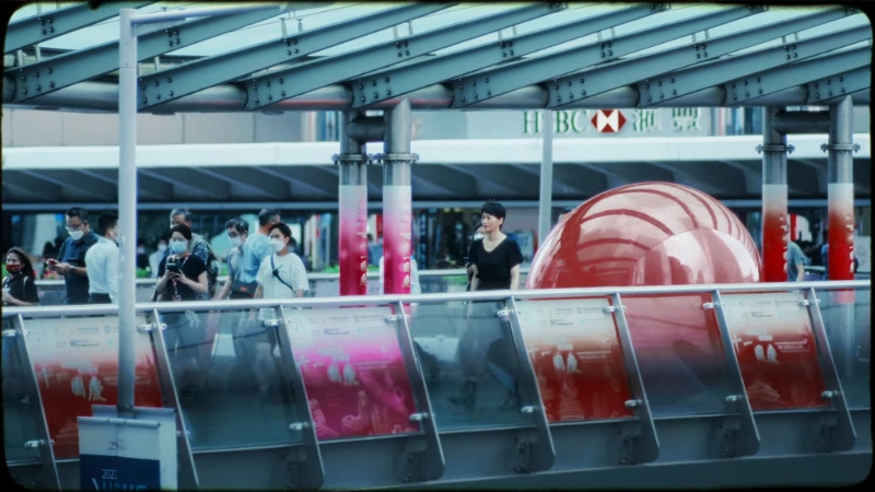 《停一停&middot;心呼吸》MV截圖。