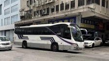 内地旅客挤爆街头，旅监局：考虑要求在旅游巴士上等候用餐