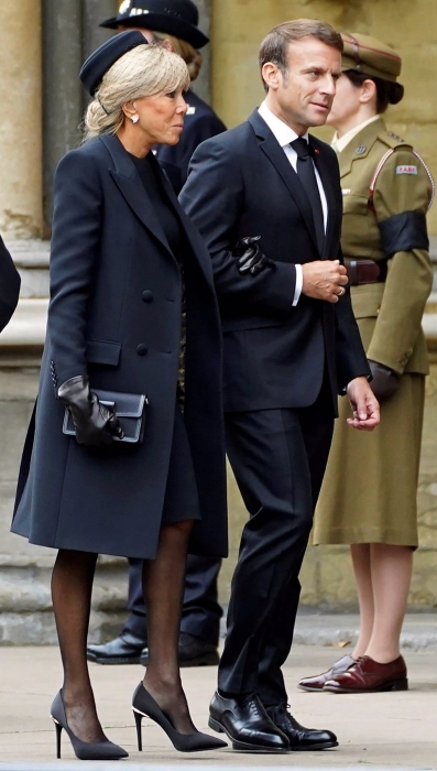 马克宏夫妇老妻少夫的婚姻引起轰动 马克宏夫妇老妻少夫的婚姻引起轰动