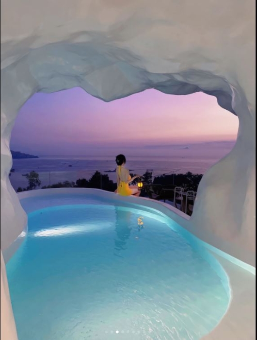 第二期民宿更用上希腊圣托里尼当地酒店的洞穴设计