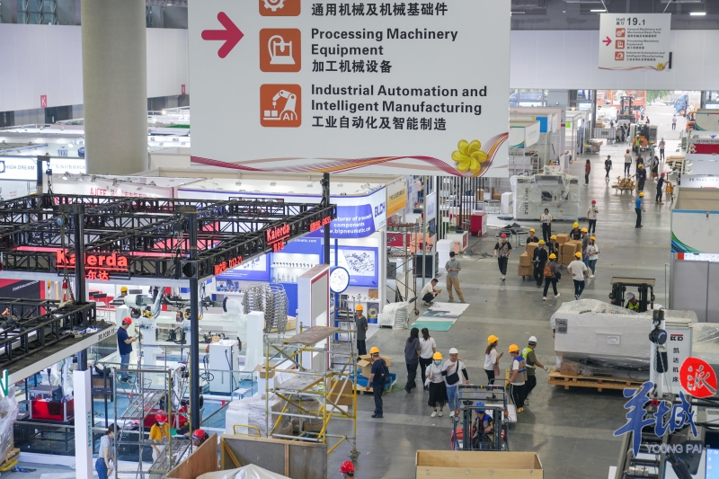 新启用的D区展馆内的展厅 新启用的D区展馆内的展厅