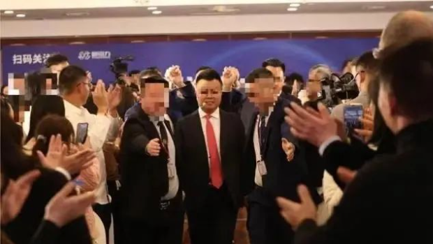 &ldquo;成功学大师&rdquo;杨涛鸣涉嫌诈骗落网，30多人被刑拘