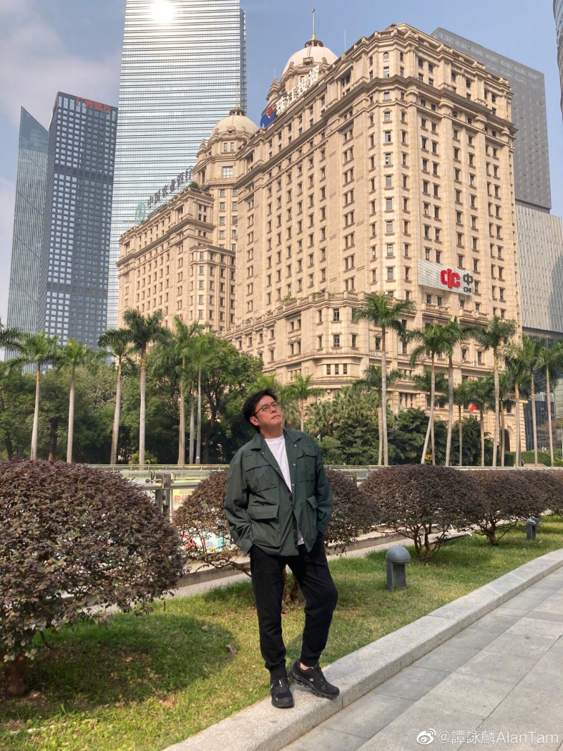 谭咏麟瘦的样子 谭咏麟瘦的样子