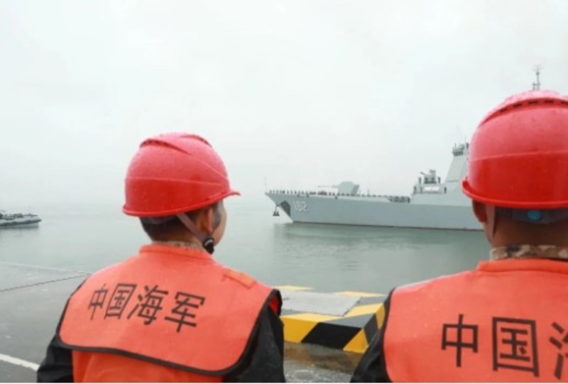 海军舰艇赴苏丹接运撤离在苏丹的中国人员
