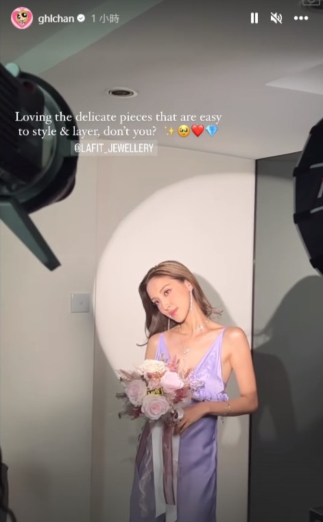 陈凯琳着深V吊带裙 陈凯琳着深V吊带裙