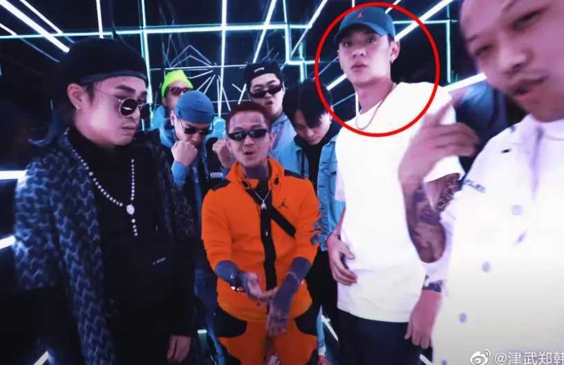 加入台湾本土Hip-hop组合 加入台湾本土Hip-hop组合