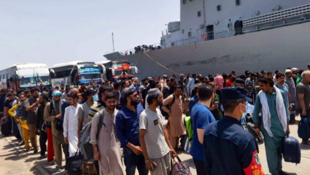 216名巴基斯坦人搭乘中国军舰撤离苏丹