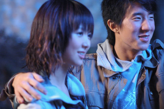 薛凯琪2005年因与成龙儿子房祖名合拍电影《早熟》而擦出爱火