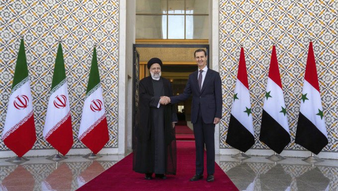 伊朗总统莱希（左）访问敍利亚