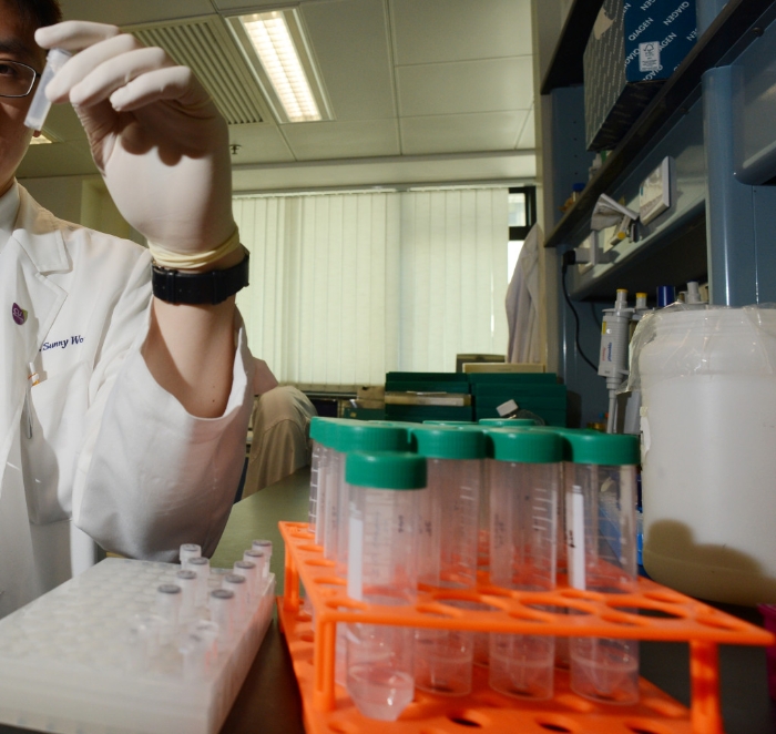 香港中文大学内科及药物治疗学系近日重推捐粪计划，招募肠道微生物移植（FMT）的大便捐赠者