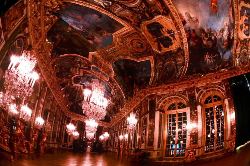 7. 法国五月大使林嘉欣推荐节目：《虚拟凡尔赛宫之旅》