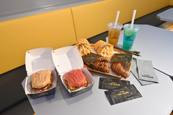 餐厅主打美式快餐