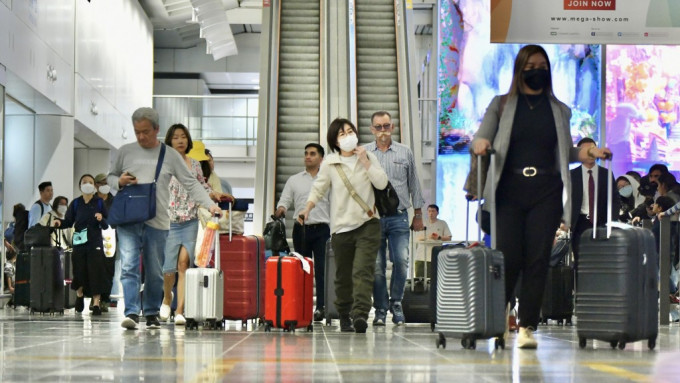 4月录得逾289万旅客访港