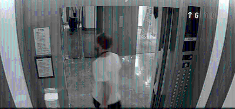 从酒店闭路电视所见,疑凶5月15日早上独自一人拖着行李离开公寓。 从酒店闭路电视所见,疑凶5月15日早上独自一人拖着行李离开公寓。