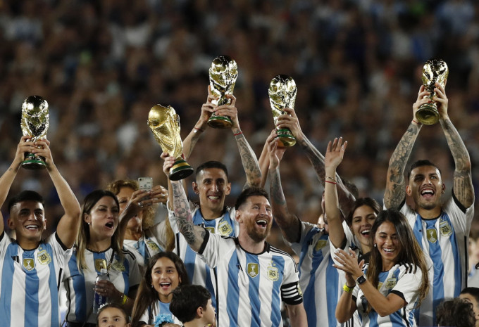 梅西将率阿根廷访华