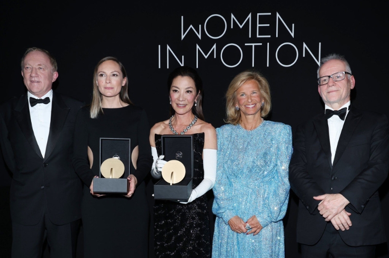 杨紫琼出席年度&ldquo;Kering Women in Motion颁奖礼&rdquo;，并获奖表扬