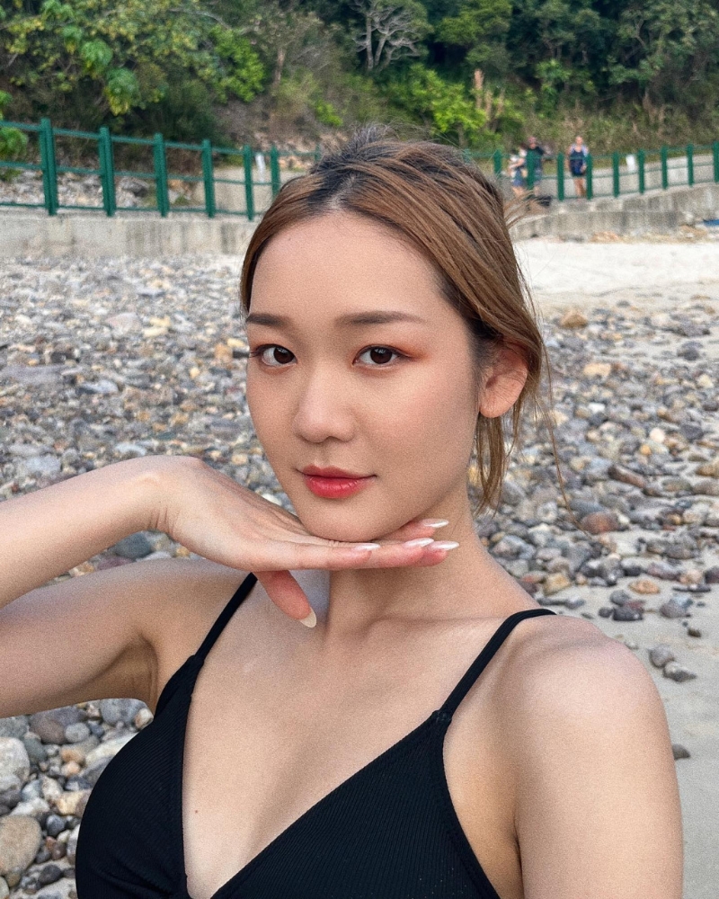 叶靖仪近日又派福利。