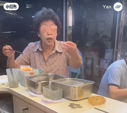 九记大战小红书 九记大战小红书