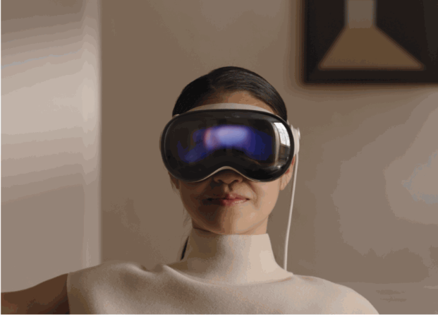 Apple首款头戴装置Vision Pro，以高效空间运算带来无缝的AR及VR实境应用。