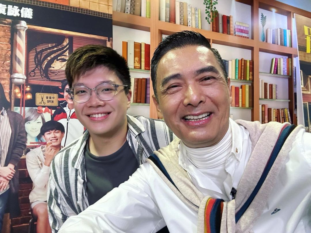 周润发与年轻人打成一片,和廖启智儿子合照勾昔日回忆 | 星岛环球网