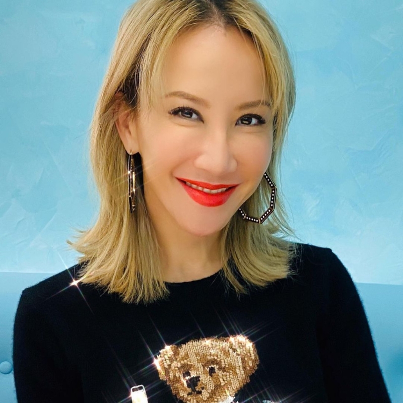 李玟今年初度过48岁生日 李玟今年初度过48岁生日