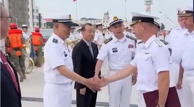 解放军为俄军举行欢迎仪式 解放军为俄军举行欢迎仪式