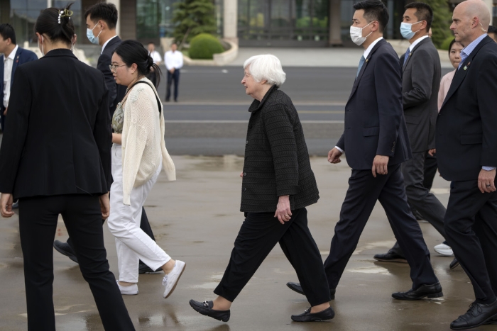 美国财长耶伦抵达北京首都机场。