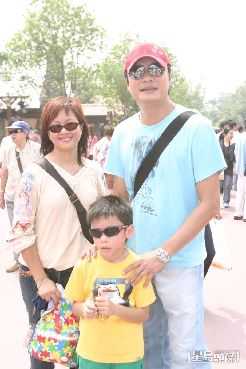 罗嘉良与方敏仪育有一子。 罗嘉良与方敏仪育有一子。