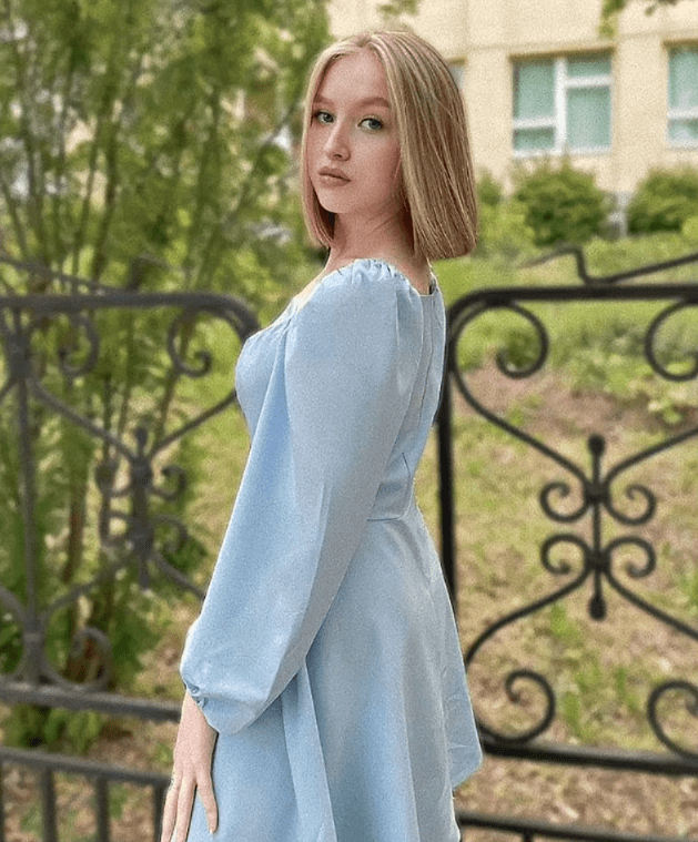 15岁少女席科荷娃(Yaroslavl Shikhova)被16岁男性友人明亚杰夫(Sergey Minyazev)强奸 15岁少女席科荷娃(Yaroslavl Shikhova)被16岁男性友人明亚杰夫(Sergey Minyazev)强奸