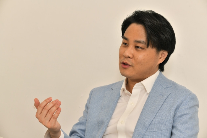 消息称,国安处另外还带走袁弓夷的儿子袁弥昌,同样协助调查。 消息称,国安处另外还带走袁弓夷的儿子袁弥昌,同样协助调查。