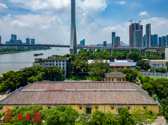 亚细亚龙唛仓旧址位于白鹤洞新马路。 亚细亚龙唛仓旧址位于白鹤洞新马路。