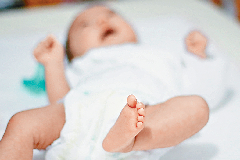 除了幼儿中心，家长可为0岁至2岁幼儿选择坊间的育婴院。