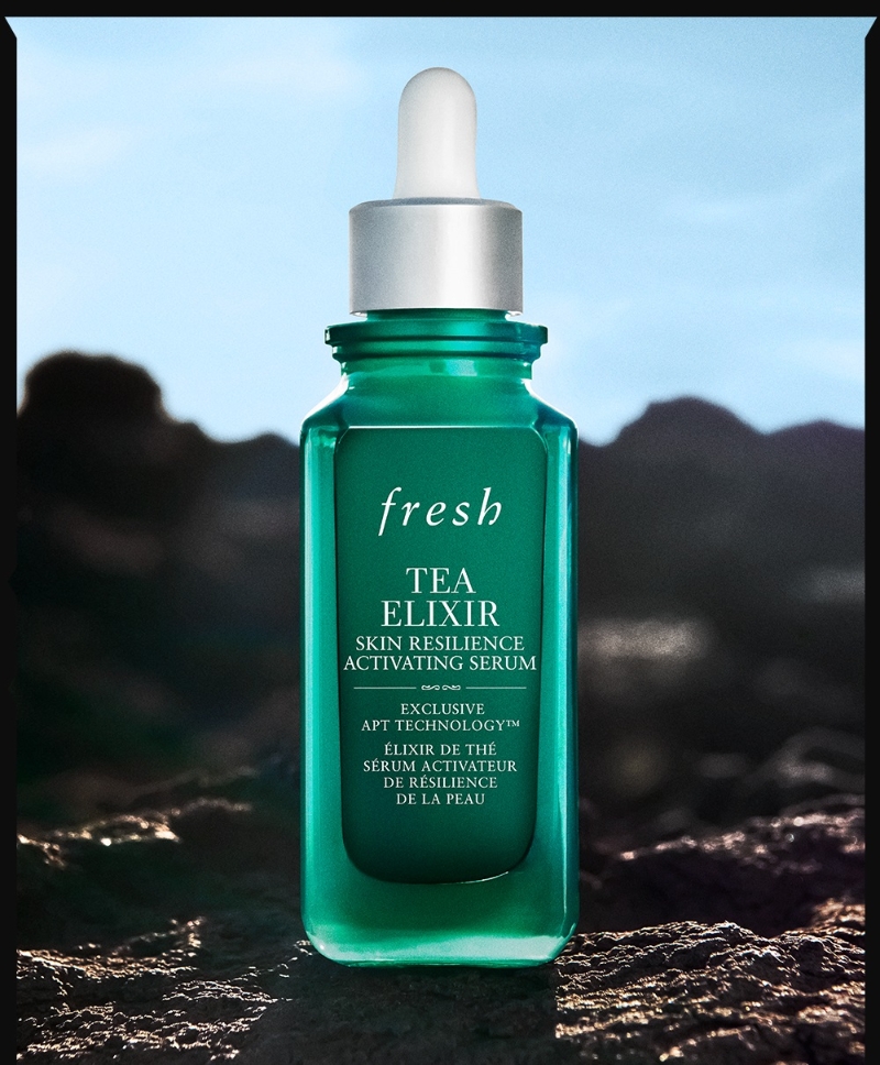 Fresh火山茶激活精华/$1，080/50ml、$780/30ml，撷取源自毛里裘斯火山茶的活性成分，有助启动肌肤自身基因调节机制，巩固适应及防御力，维持稳定状态。