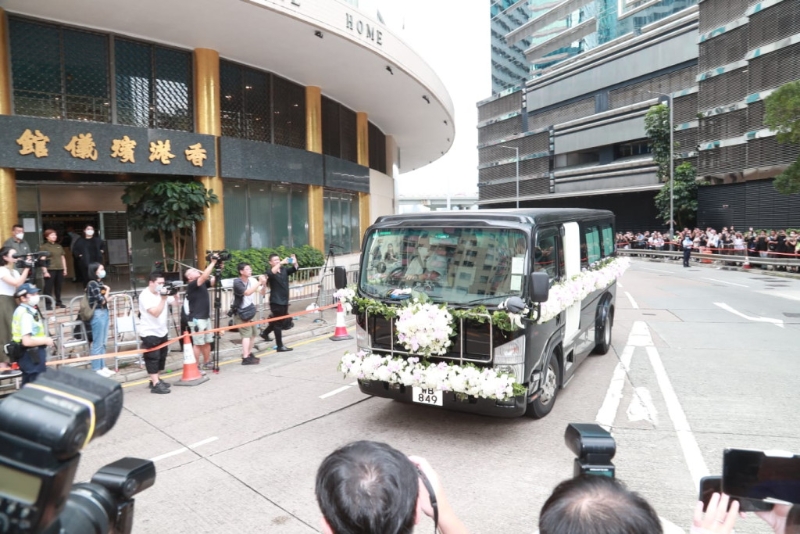 现场弥漫一片哀愁 现场弥漫一片哀愁