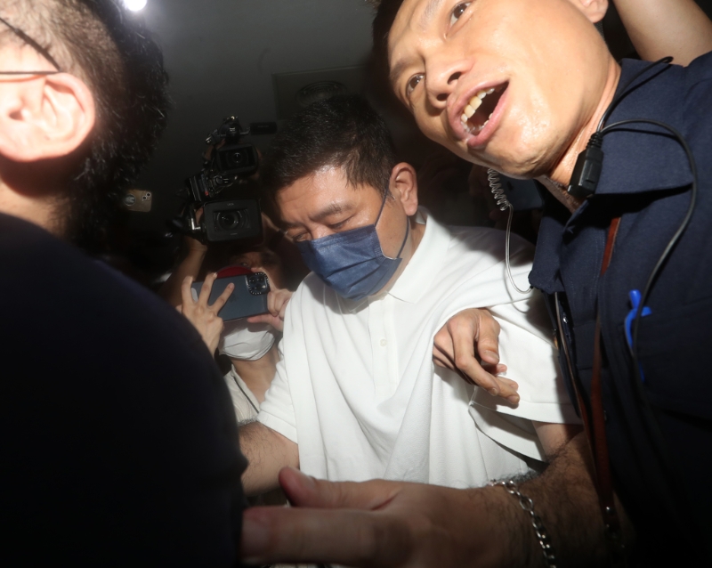 艺人NONO（陈宣裕）日前遭网红“小红老师”指控涉嫌性骚、性侵，相关被害者多达25人。