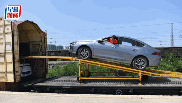 比亚迪增长61%,理想连续两月交付破3万 比亚迪增长61%,理想连续两月交付破3万