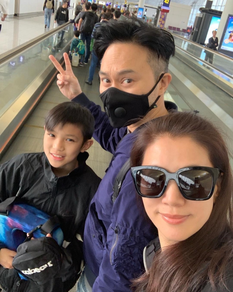 张智霖与袁咏仪的儿子“魔童”张慕童就读于香港国际学校。 张智霖与袁咏仪的儿子“魔童”张慕童就读于香港国际学校。