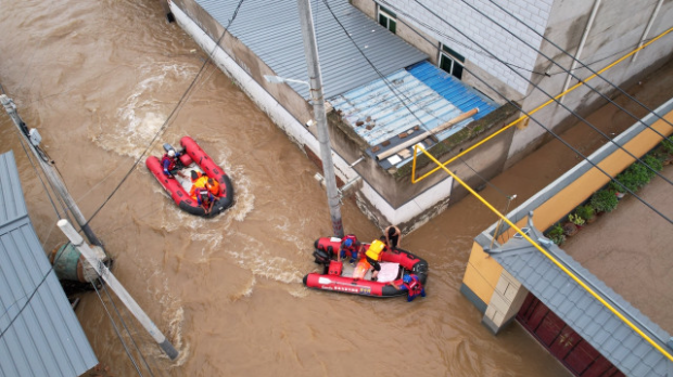 保定受灾10死18失联，直接经济损失169.95亿