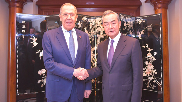 中俄外长通电话，强调推进世界多极化