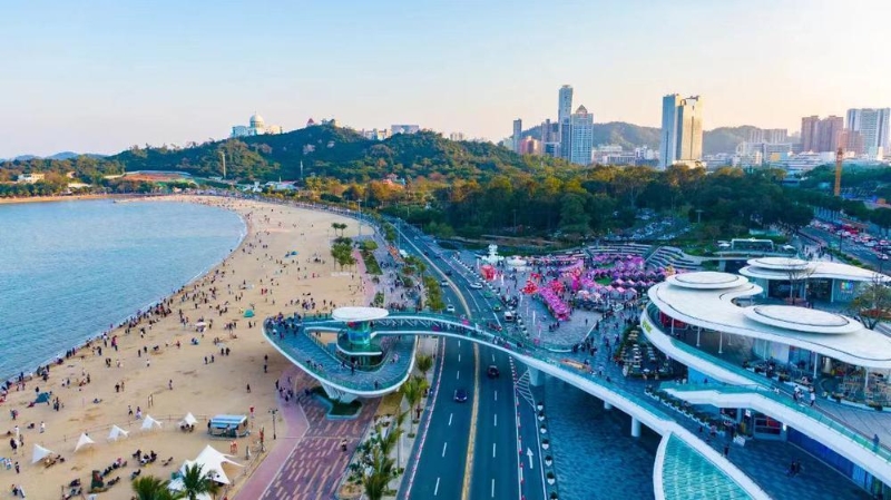 情侣路风光旖旎