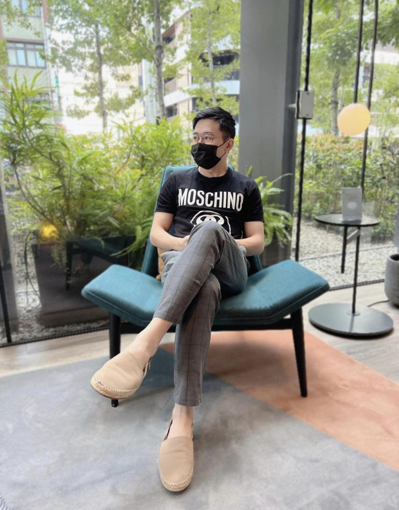 李唐越医生有次劝病人减肥时却反被嘲讽,因此决心减肥 李唐越医生有次劝病人减肥时却反被嘲讽,因此决心减肥