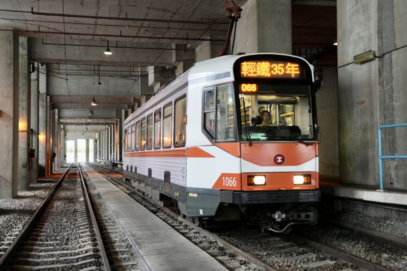 首部“35周年复刻主题轻铁” 首部“35周年复刻主题轻铁”