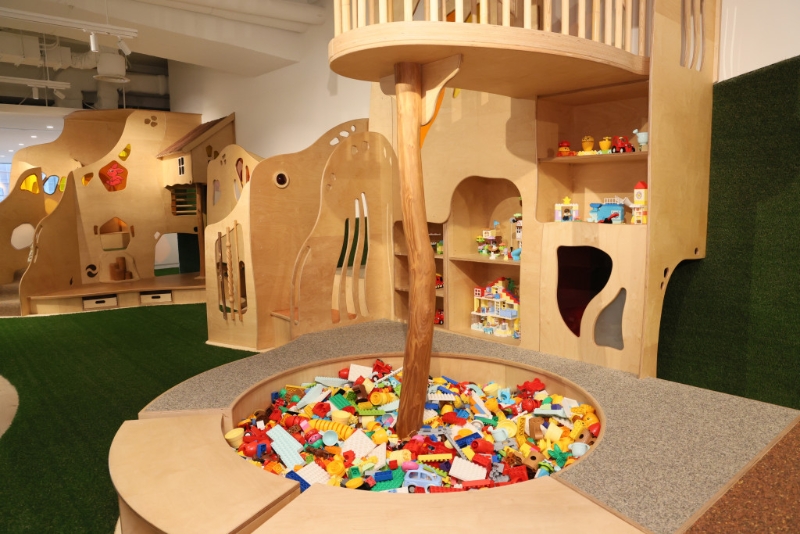 期间限定“Playdot X LEGO® DUPLO®”玩乐专区