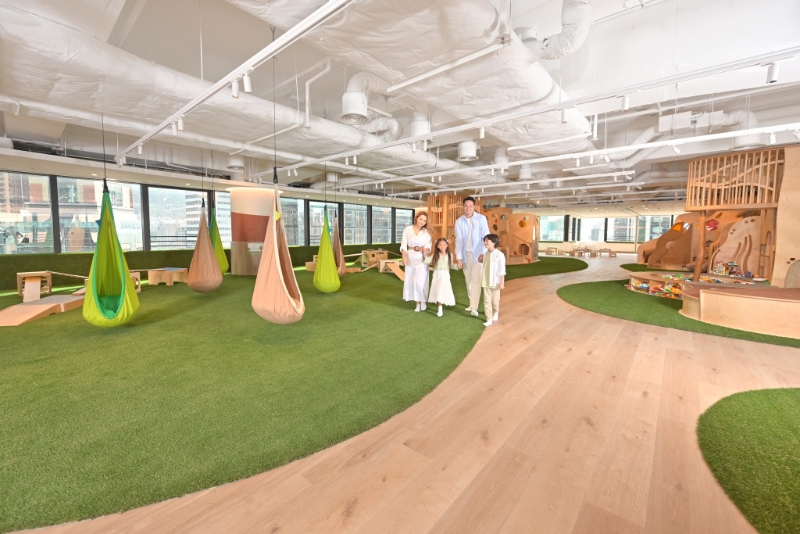 必玩森系室内游乐场