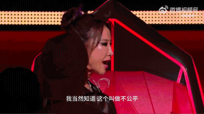 李玟录制节目期间质疑赛制不公的影片在网上流传 李玟录制节目期间质疑赛制不公的影片在网上流传